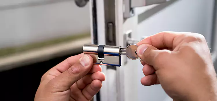 Emergency Locksmith for House Rialto
