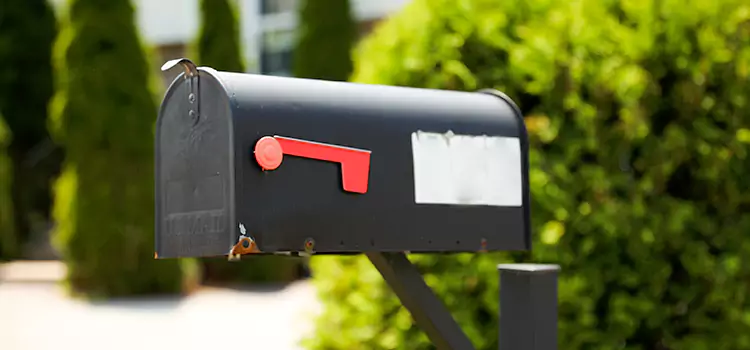 Secure Mailboxes for Packages Rialto